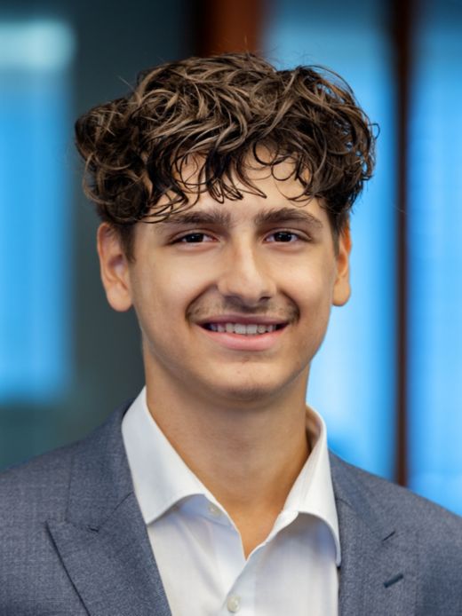 Aaron Basile - Lernender
