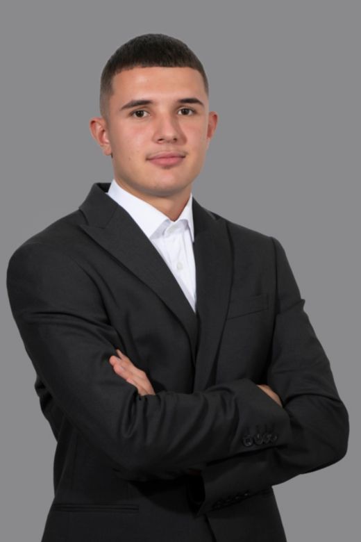 Laurent Gashi - Praticante