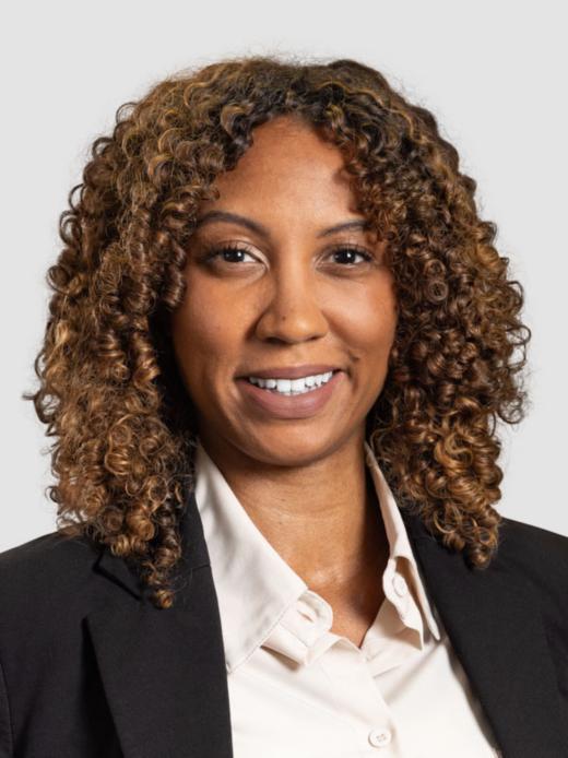 Sarah Coralic - Mitarbeiterin Middle Office