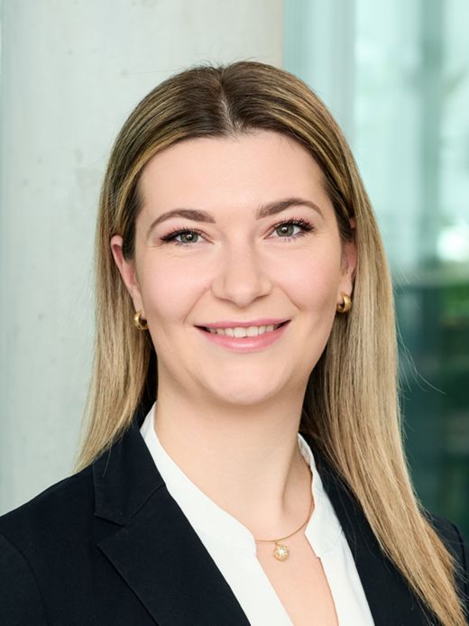 Laura Ecker - Assistentin Individualkundenberatung