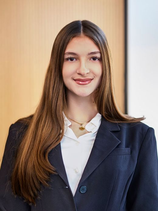 Suela Strana - Lernende