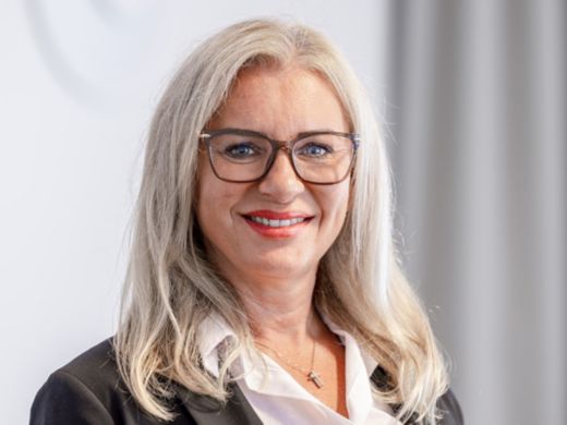 Aleksandra Skrceski - Mitarbeiterin Kreditverarbeitung
