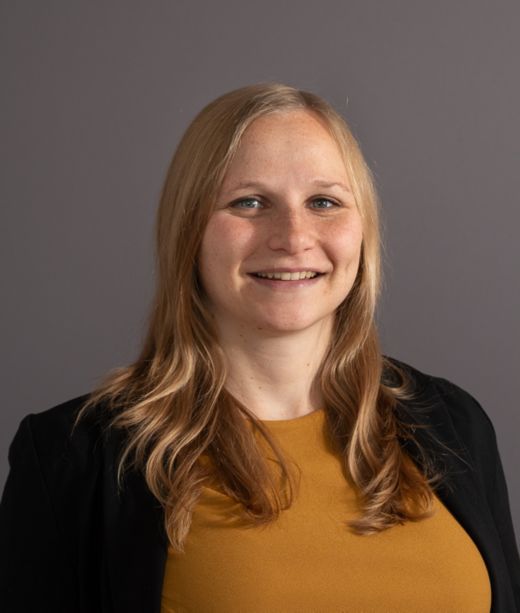 Celine Muffler - Mitarbeiterin Services