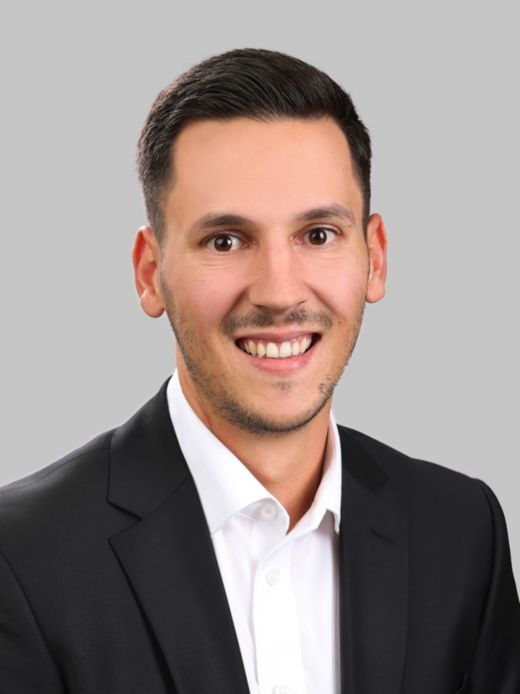 Riccardo Curtins - Kundenberater