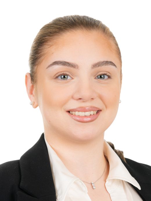 Tosca Di Lisa - Mitarbeiterin Services