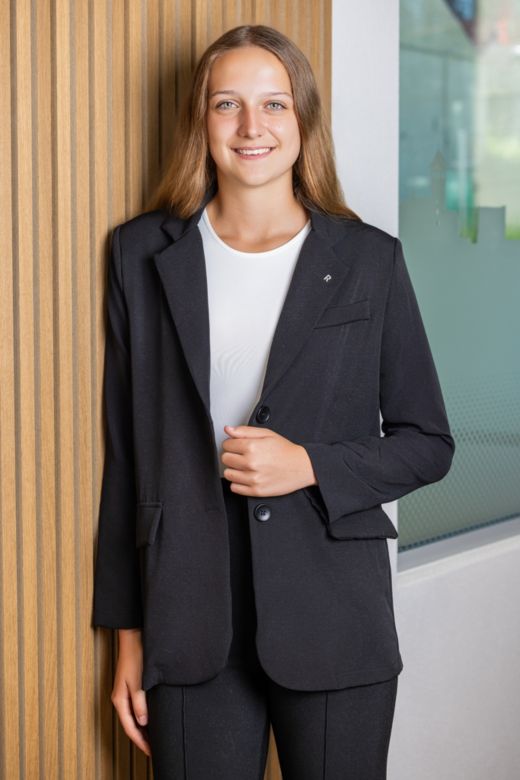 Angelina Dietrich - Apprentie