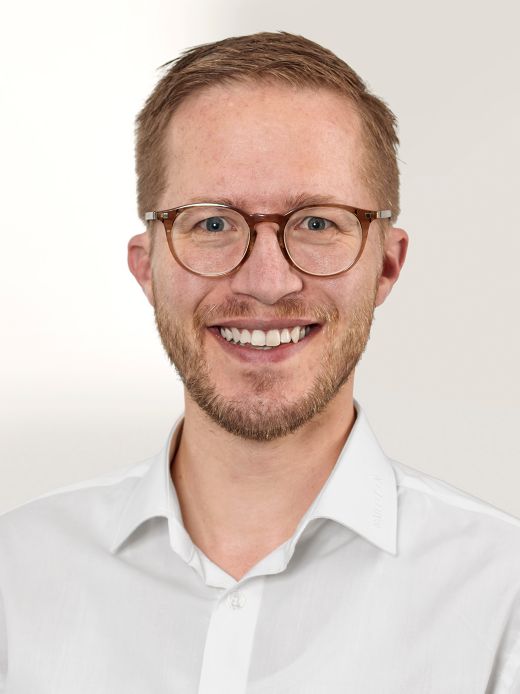 Dominik Schöpfer - Leiter Kreditverarbeitung