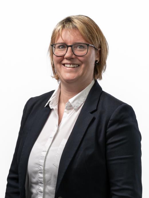 Dominique Schlichting - Leiterin Vermögensberatung