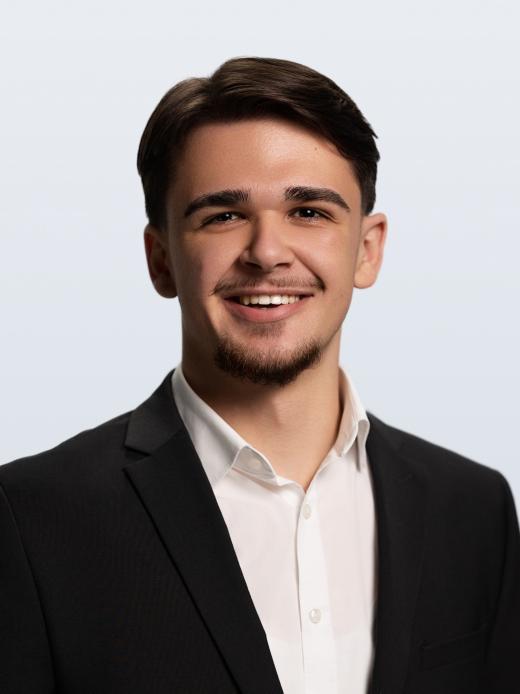 Emir Ajdarpasic - Kundenberater