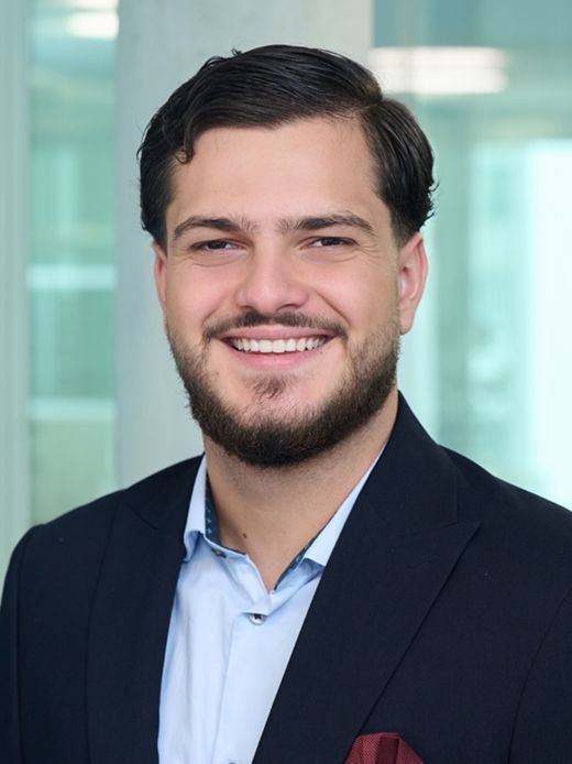 Erion Zeqiraj - Kundenberater