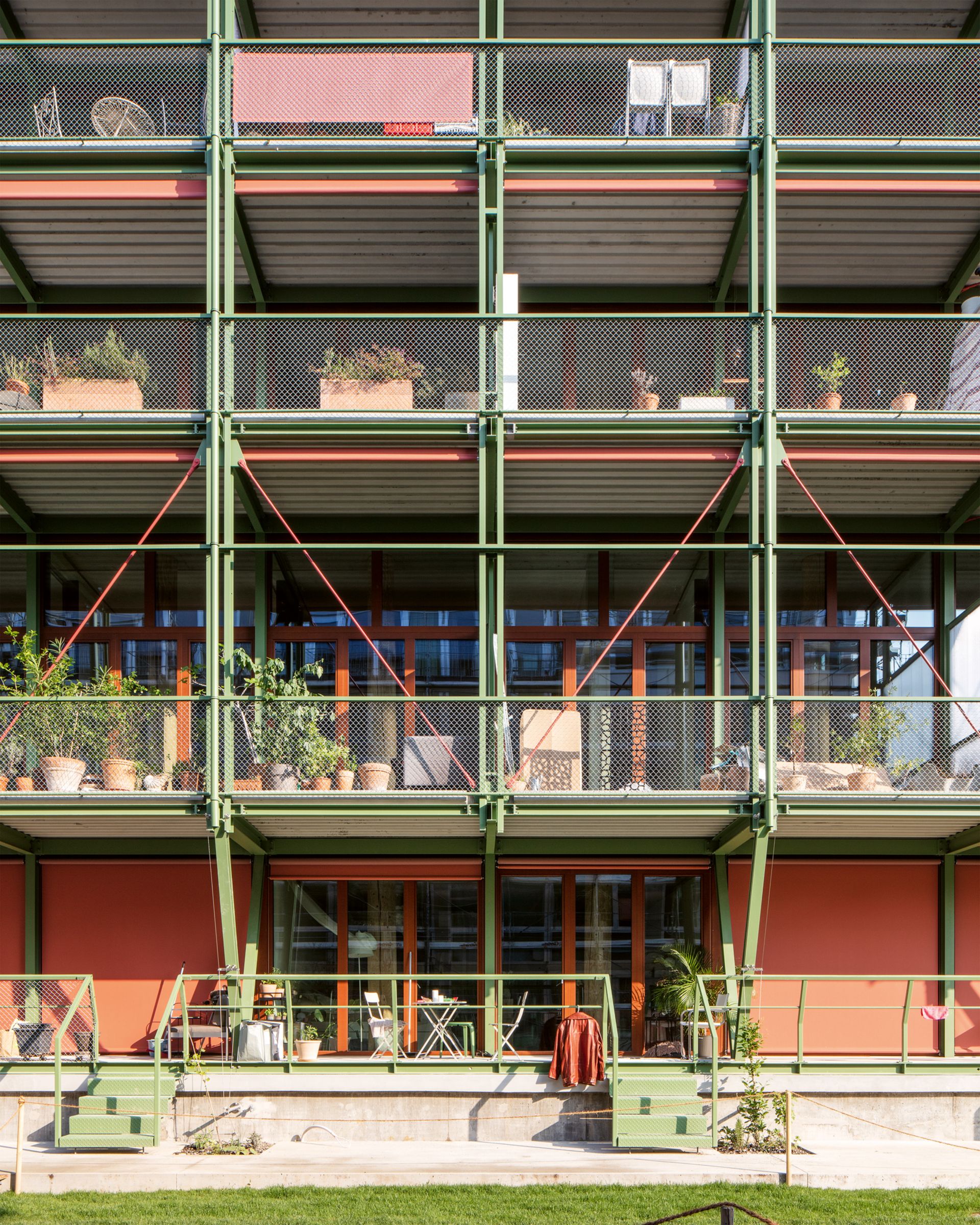 Les balcons sont le fruit d’une construction en acier autoporteuse. Photo: Paola Corsini