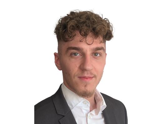 Geltion Suka - Conseiller clientèle privée