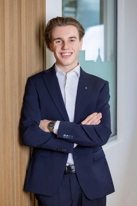 Finn Haller - Apprenti