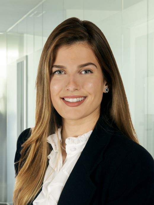 Mirlinda Hasanmetaj - Kundenberaterin