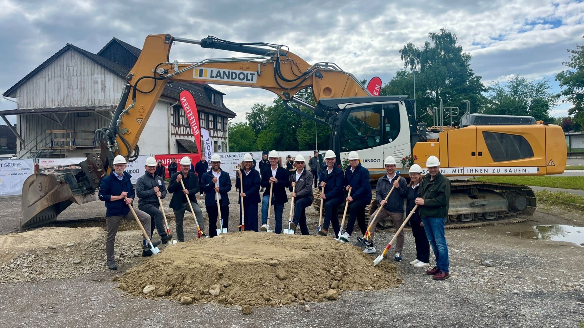 Spatenstich und Baustart