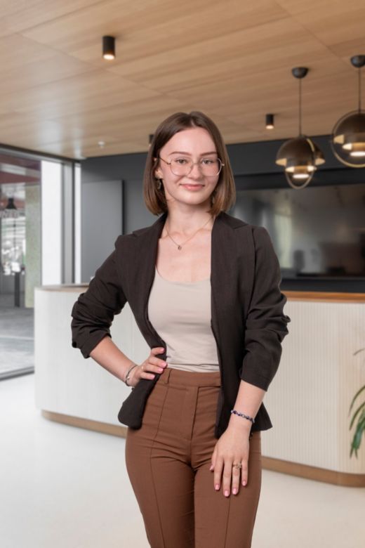 Jade Olloz - Collaboratrice administration financement