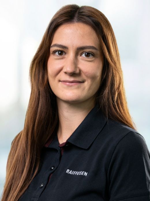 Jasmin Özkan - Kundenbetreuerin