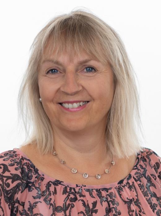 Karin Hug-Waldmeier - Mitarbeiterin Frontsupport