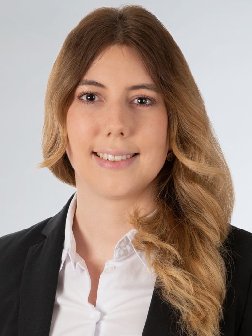 Kyra Petschen - Privatkundenberaterin