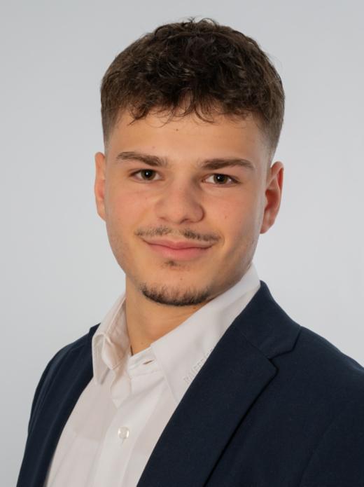 Yannis Linakis - Individualkundenberater