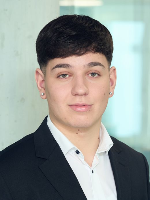 Loris Ukiq - Kundenberater