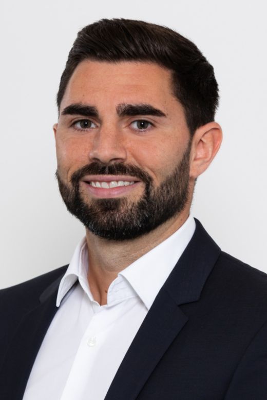 Mehdi Visentini - Conseiller clientèle entreprises