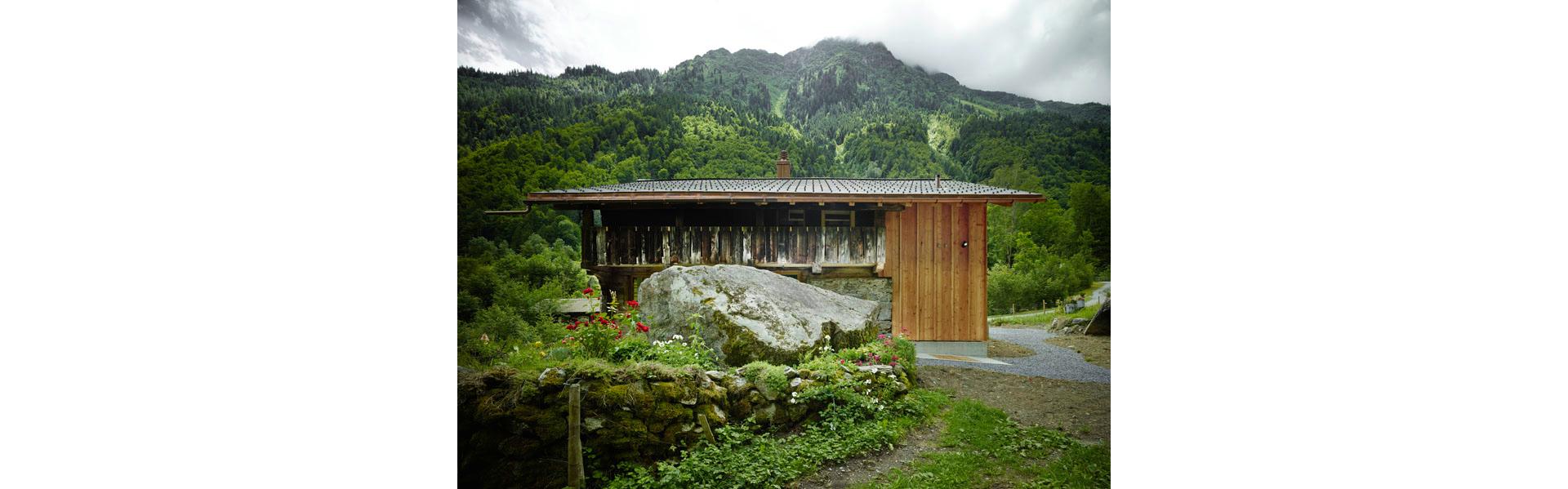 L’extension du bâtiment a été réalisée dans la même section transversale du bâtiment.