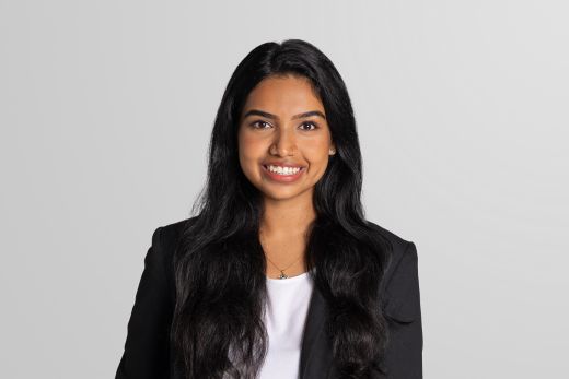 Nilani Pirapakaran - Mitarbeiterin Services