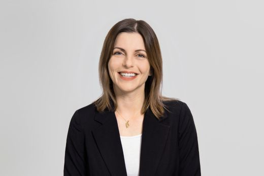 Sanela Simic - Mitarbeiterin Kreditverarbeitung