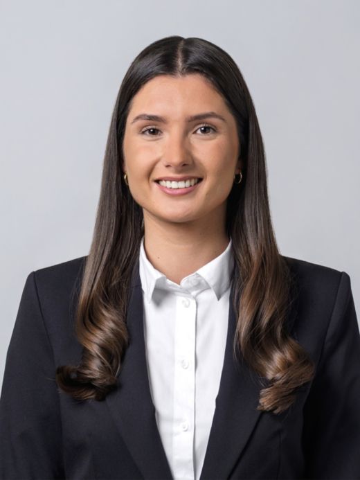 Katarina Vasic - Mitarbeiterin Services & Compliance