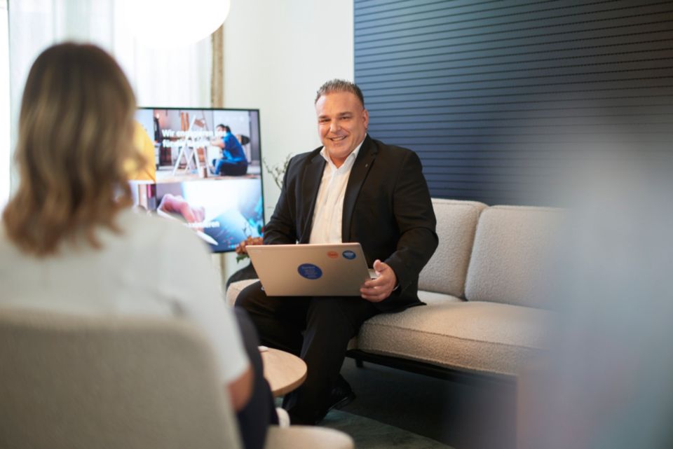  José Manuel Guarino, Privatkundenberater