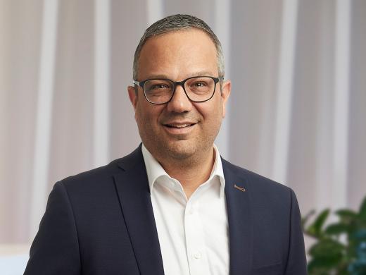 Alex Meyer - Leiter Firmenkunden | Mitglied der Bankleitung