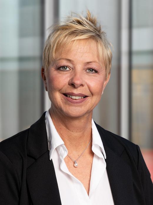 Jasmine Riesen - Mitarbeiterin Services