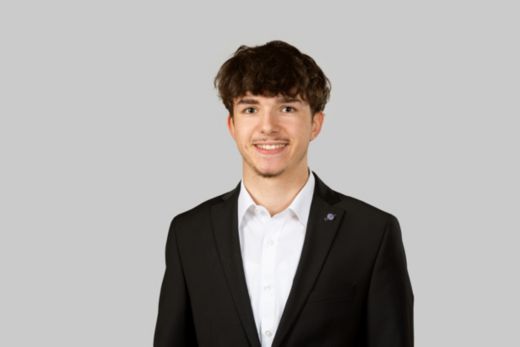 Tim Roth - Mitarbeiter Kreditverarbeitung