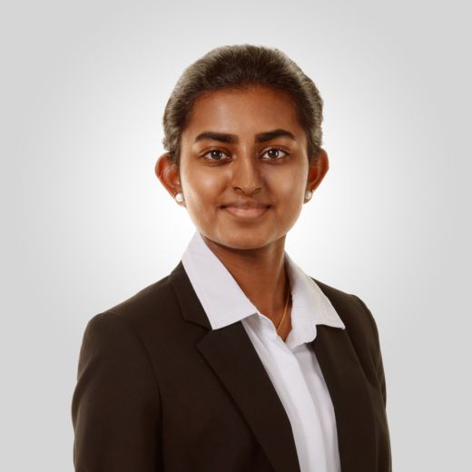 Kanuja Santharuban - Mitarbeiterin Kreditverarbeitung