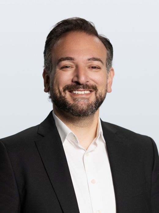 Tayfun Keles - Privatkundenberater