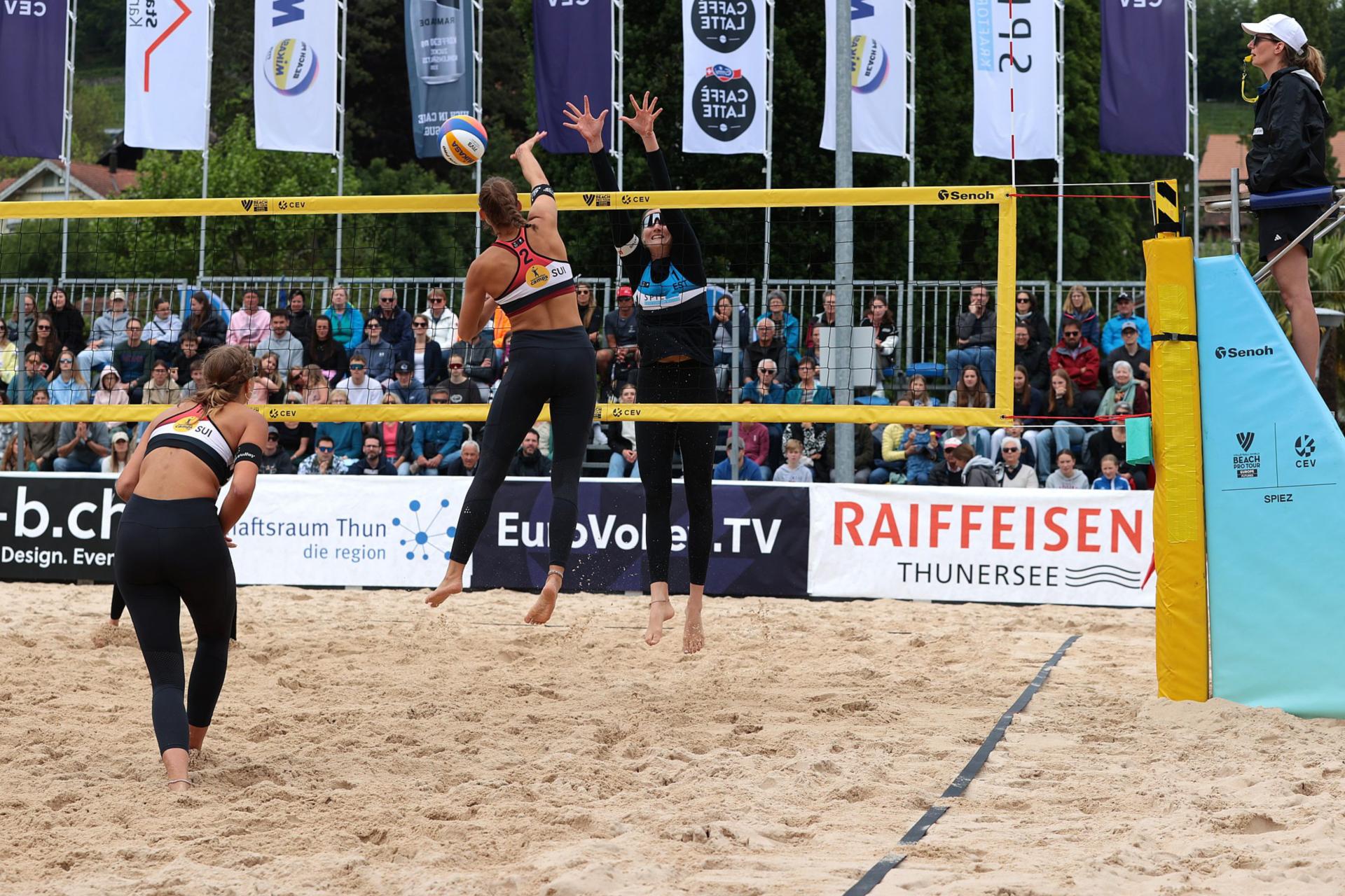 Beachvolleyball in der Spiezer Bucht