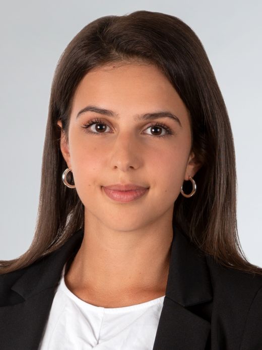 Vloriana Pergjegjaj - Mitarbeiterin Kreditmanagement