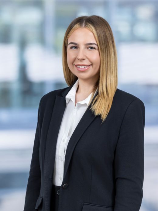 Larisa Veliu - Kundenberaterin