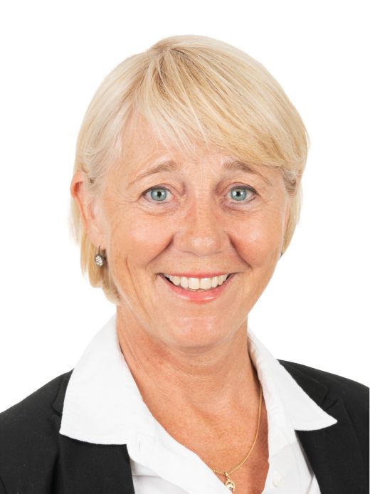 Dina Wüger - Assistentin der Bankleitung