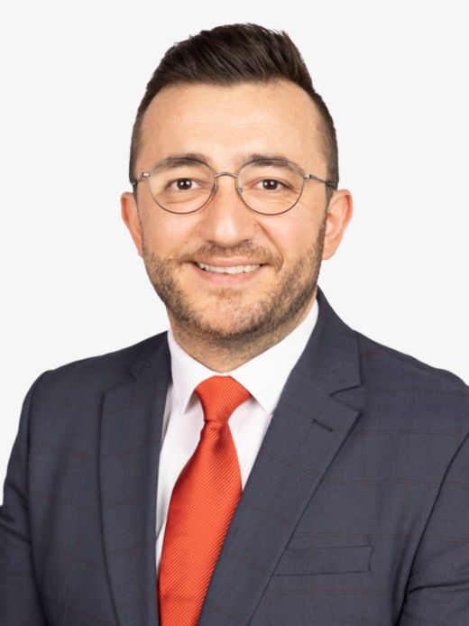 Halil Yalcin - Mitglied der Bankleitung