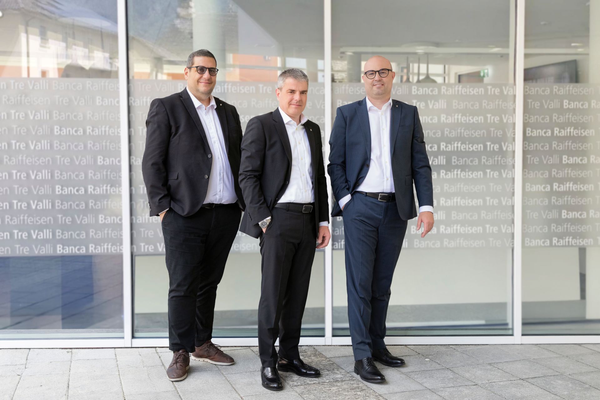 La Direzione della Banca Raiffeisen Tre Valli, da sinistra a destra: Luca Magni (Membro), Davide Gabutti (Presidente) e Flavio Miloni (Vicepresidente)
