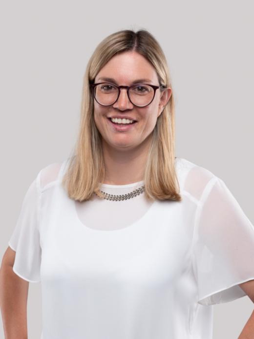 Petra Andenmatten - Mitarbeiterin Personal