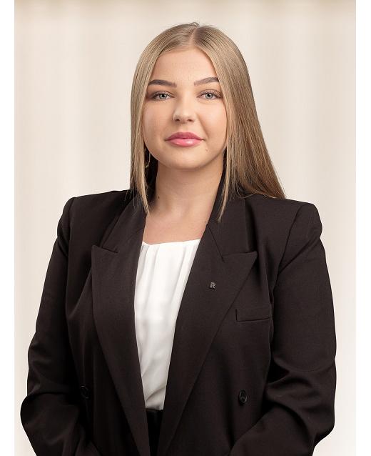 Angela Nikolic - Mitarbeiterin Kreditverarbeitung