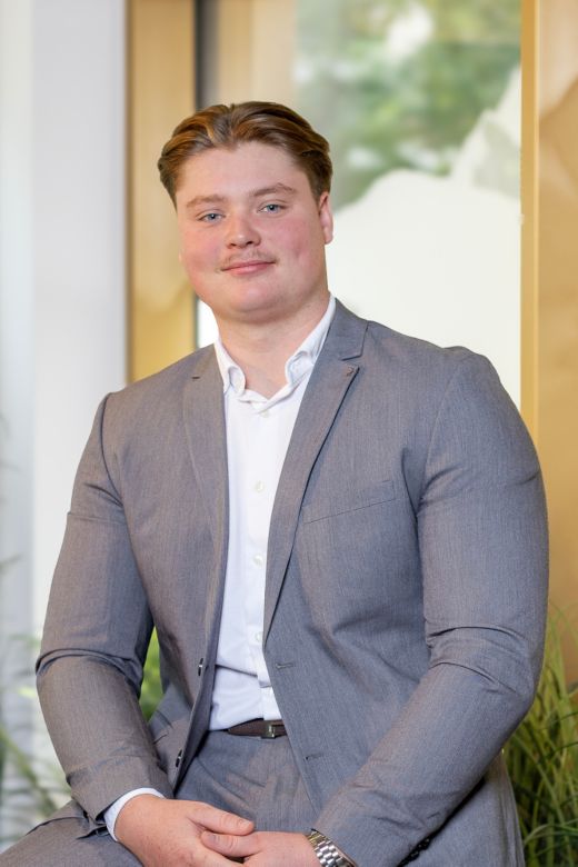 Arthur Sieber - Assistant clientèle entreprises