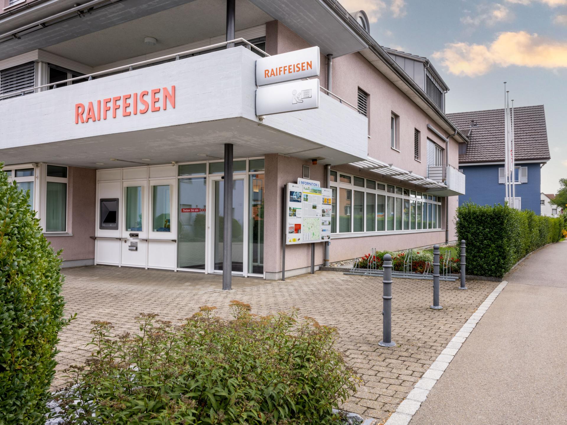 Bankgebäude Muolen