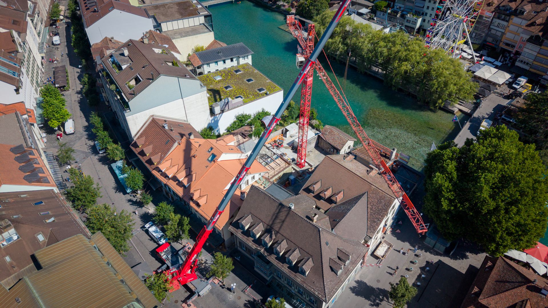 Der Baukran im Bälliz wird aufgebaut - 09.07.2026