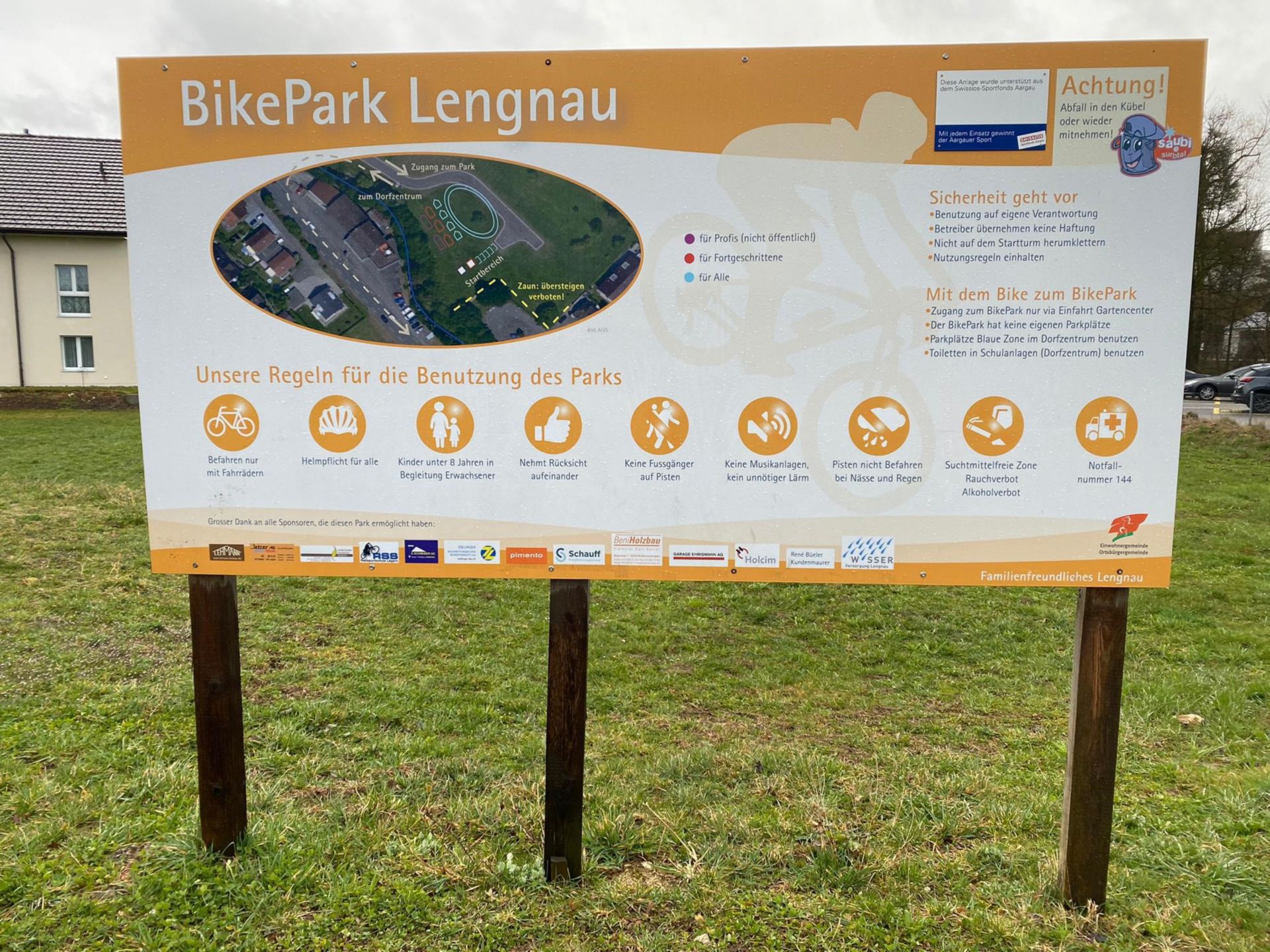 BikePark Lengnau Schild