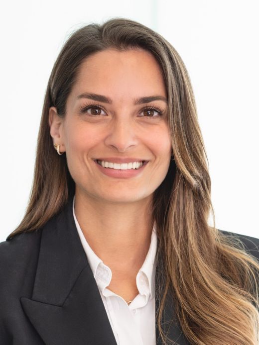 Ilknur Caliskan - Assistentin Firmenkunden