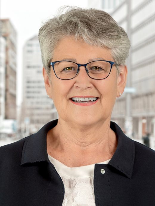 Esther Anderegg - Mitarbeiterin Fachabwicklung